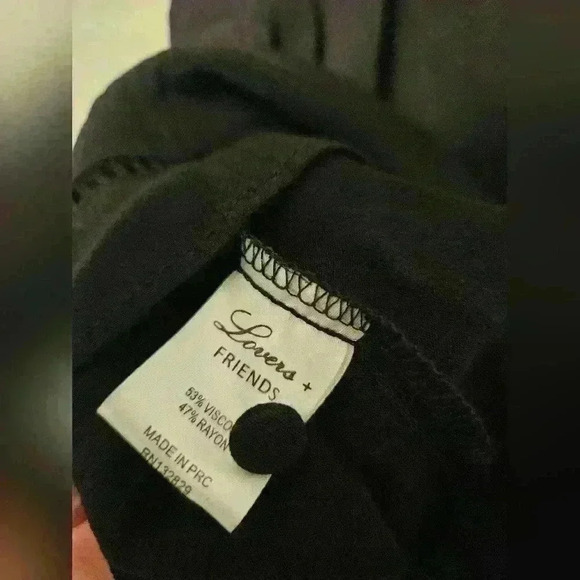 NWT Lovers + Friends Cloud Break Cold Shoulder Top - Picture 6 of 7